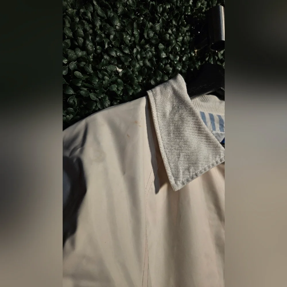 Men's Cream Raincoat
